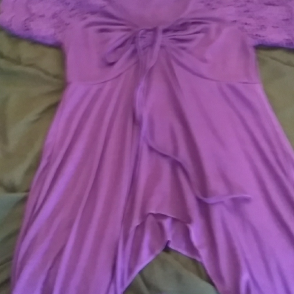 Purple top - Picture 3 of 3